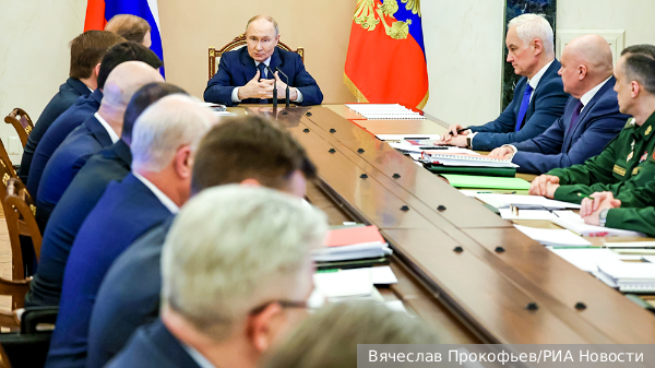 Путин заявил о принятых своевременно мерах по развитию ОПК России