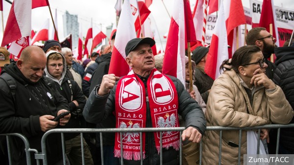 Поляки выразили недовольство решениями властей по поддержке Украины