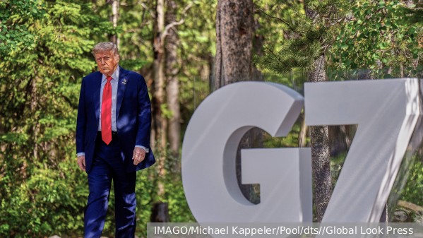 Трамп пожаловался, что санкции обходятся США в «огромные деньги» 
