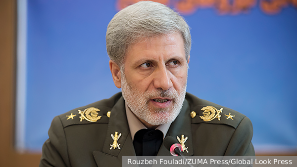Главнокомандующий Ирана пообещал США жесткий ответ на удар