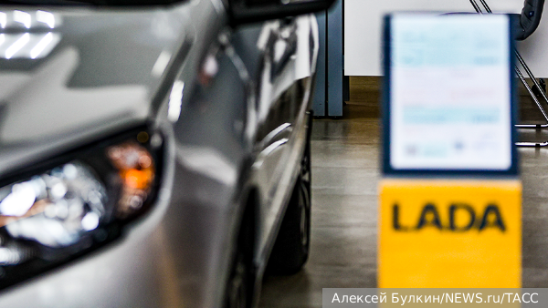 Роспатент зарегистрировал новый товарный знак Lada Yarus