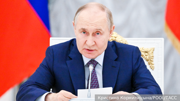 Путин: Донбасс и Новороссия должны достигнуть стандартов уровня жизни России к 2030 году
