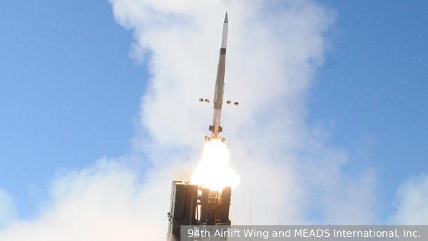 США резко увеличили планы закупок ракет Patriot PAC-3 MSE