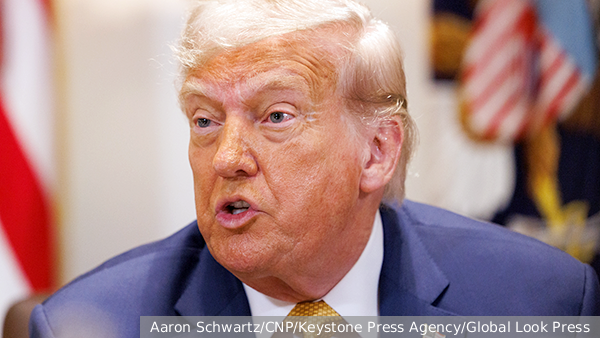 Трамп обвинил БРИКС в стремлении «уничтожить доллар»