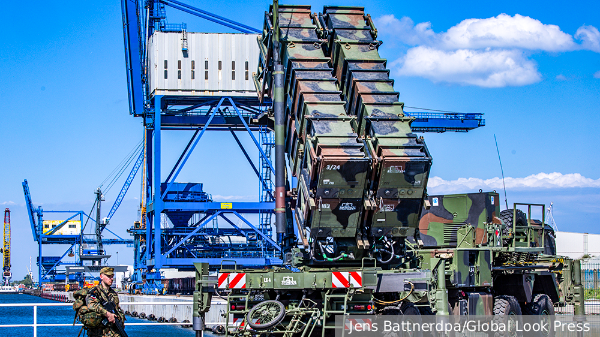 Трамп назвал запрошенную Украиной батарею Patriot «дорогой и редкой»