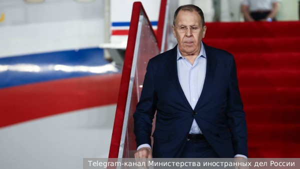 Лавров назвал отношения России и КНДР «непобедимым братством»
