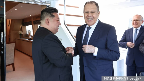 Лавров передал теплый привет Ким Чен Ыну от Путина