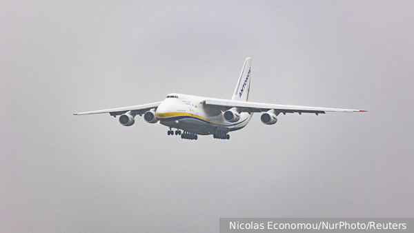 Авиаэксперт рассказал о целях перелета украинского Ан-124-100 в Германию