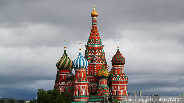 Госдума приняла закон о защите религиозных символов России