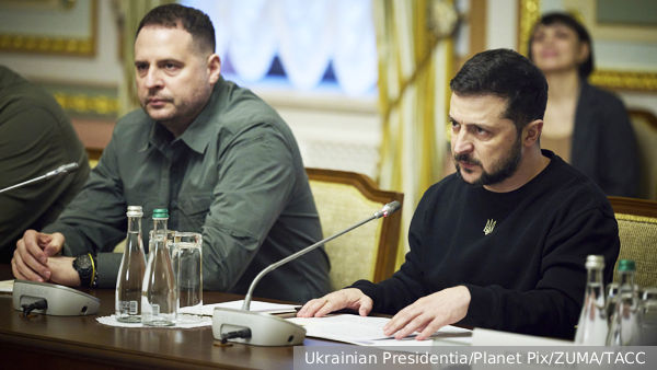 Эксперты объяснили причины кадровых перестановок в украинском правительстве