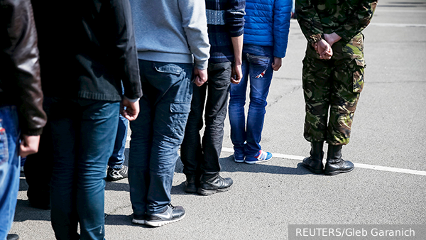 Из-за отсутствия средств на конверты около 1,5 млн украинцев не получили повестки