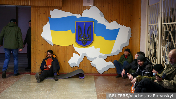 На Украине допустили создание мобильных военкоматов 