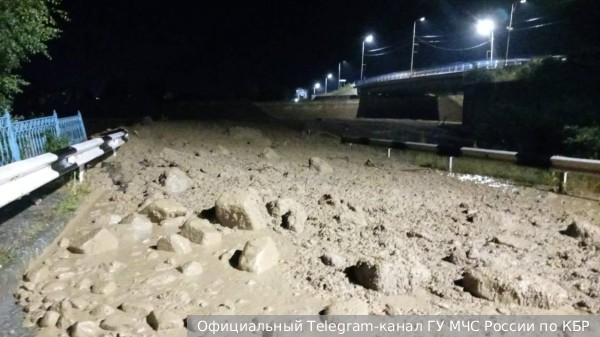 Режим ЧС объявили в Тырныаузе после схода селя в Эльбрусском районе КБР