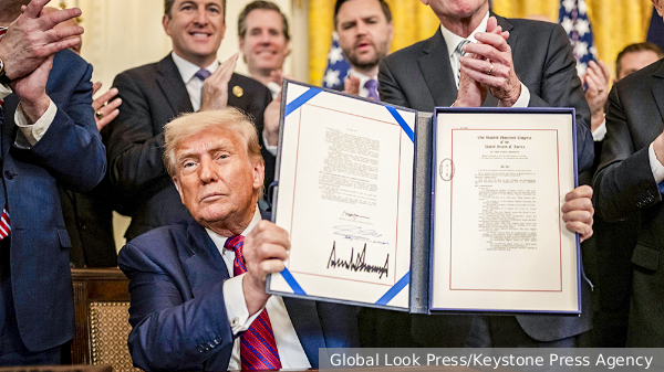 США сами подрывают глобальную роль американского доллара