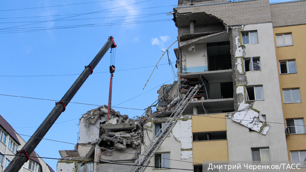РЖД: Начальник станции с семьей погиб при взрыве газа в Саратове