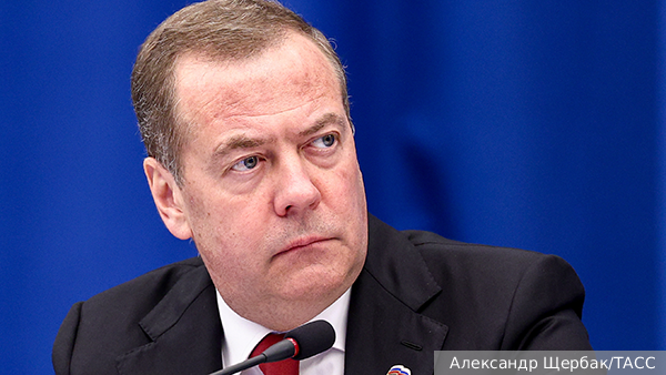 Медведев осадил сенатора Грэма после слов о России