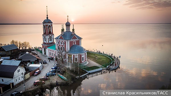 Плещеево озеро показало спонтанный социальный порядок