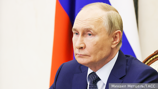 Путин подписал закон о штрафах за поиск экстремистских материалов