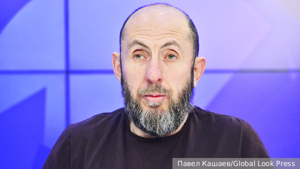 СМИ: СКР возбудил дело о взятке против гендиректора МХАТ Владимира Кехмана
