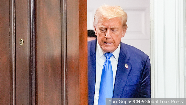 Эксперт: Приказом о подлодках Трамп нивелировал шкалу боеготовности ВС США DEFCON