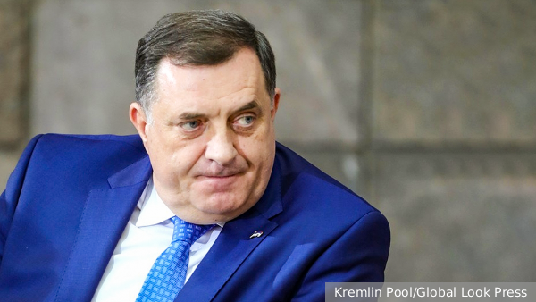ЦИК Боснии начал процедуру прекращения полномочий Додика