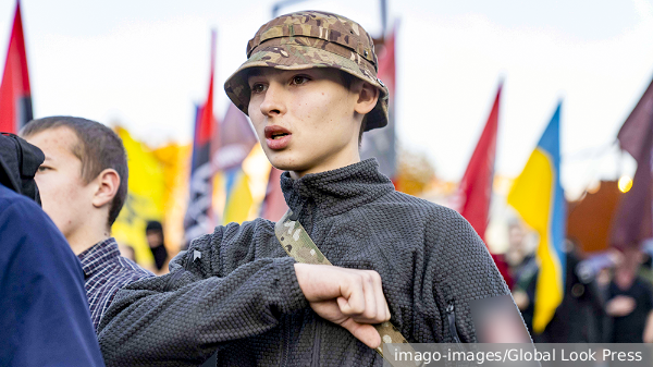 На Украине решили обучать подростков «национальному сопротивлению» с 14 лет