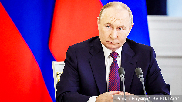 Путин поручил ВЭБ.РФ поддерживать российские технологические проекты