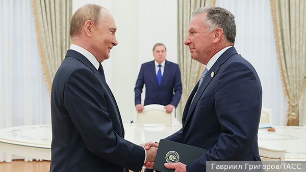 Путин начал встречу с Уиткоффом в Кремле