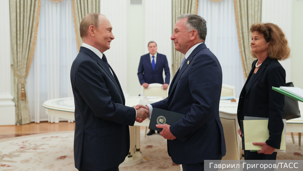 Глава РФПИ заявил о торжестве диалога после встречи Путина и Уиткоффа