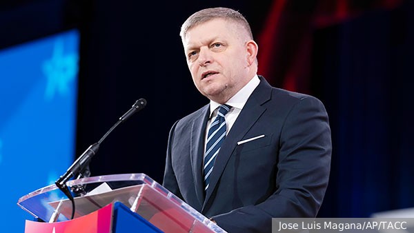 Фицо отверг обвинения Киева в оскорбительной риторике к Украине