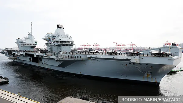 Британия поменяла планы по поводу использования своего авианосца на Ближнем Востоке