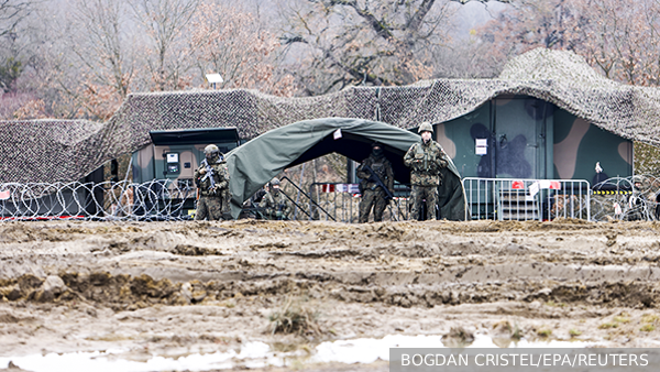 США прикрыли операцией в Иране переброску войск к России