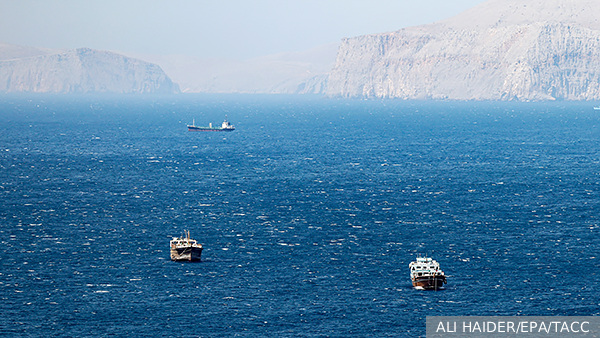 Верования в США тонут в Ормузском проливе