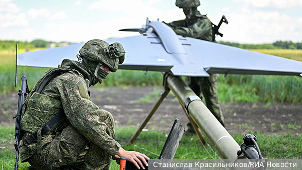 Дроны поразили два судна с военным грузом в порту Николаева