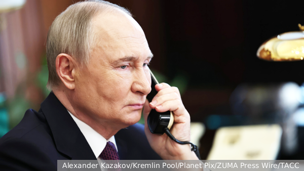 Путин и Пашинян провели телефонный разговор по инициативе Еревана