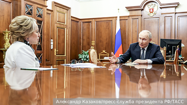 Путин заявил о важности обновления состава Совета Федерации