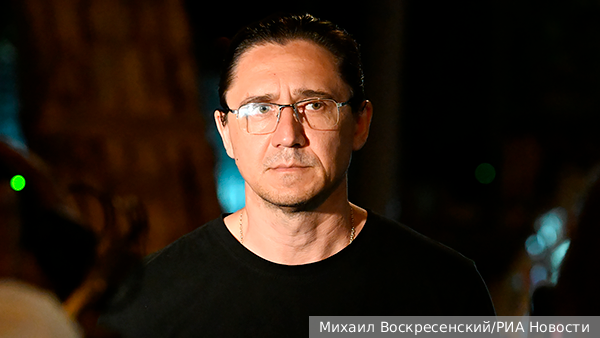 Учредителя детского центра обвинили в хищении миллионов боксера Цзю