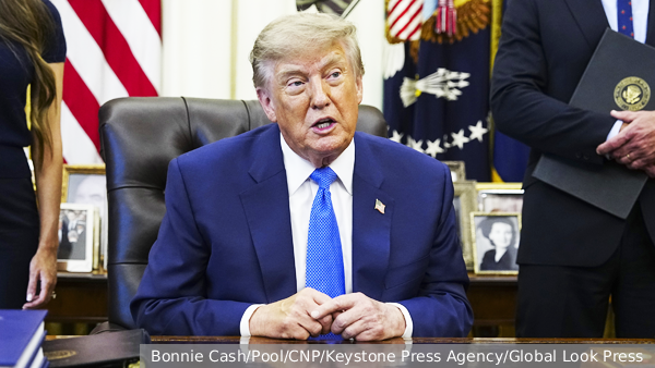 Экс-советник Трампа призвал рассекретить имя инициатора дела о «российском вмешательстве»