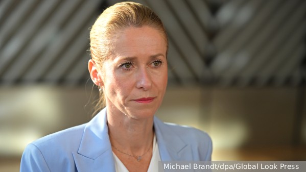 Каллас пригрозила «увеличением на треть» подсанкционных в новом пакете 