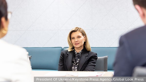 На Украине сообщили о «золотом праве вето» жены Зеленского