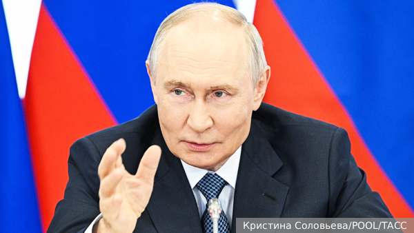Путин оценил динамику экономики России как «скромную, но позитивную»