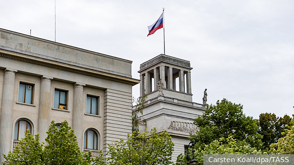 Посольство России ответило немецким СМИ фразой из «Места встречи»