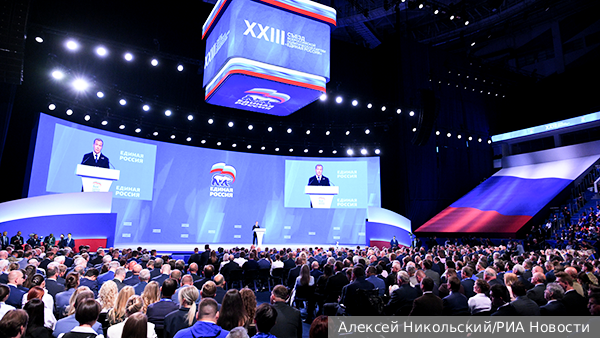 Медведев: Нет прощения уехавшим из России мерзавцам