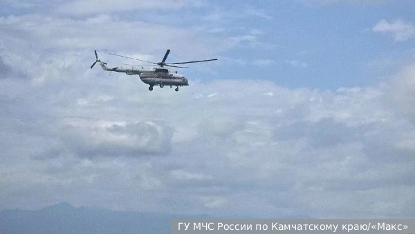 Началась эвакуация туристов у вулкана Толбачик на Камчатке
