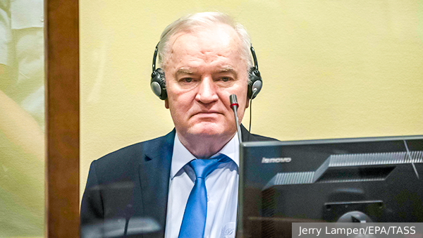В Гааге умер бывший командующий армией боснийских сербов Ратко Младич