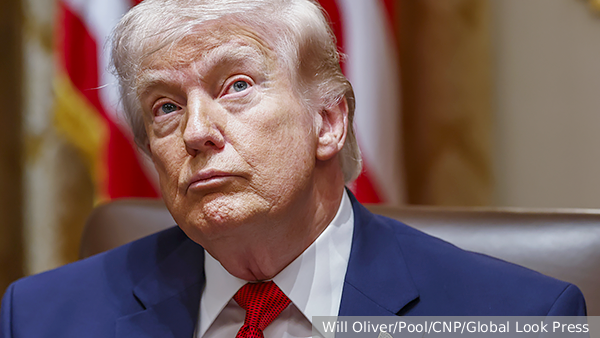 Трамп возглавил собственный рейтинг величайших лидеров США