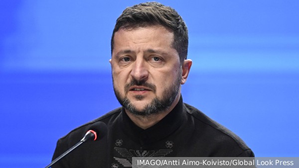 Зеленский признал размещение склада боеприпасов под Киевом среди жилых домов