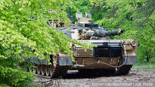 Российский дрон уничтожил скрывавшийся несколько месяцев танк Abrams на Украине