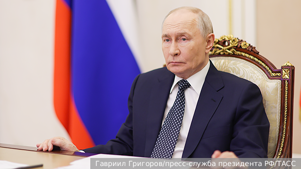 Путин вернулся в Москву