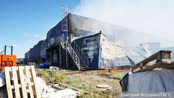 Гипермаркет в Мариуполе сгорел после атаки украинских беспилотников